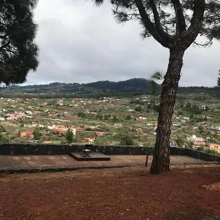 El Almendro Apartment *