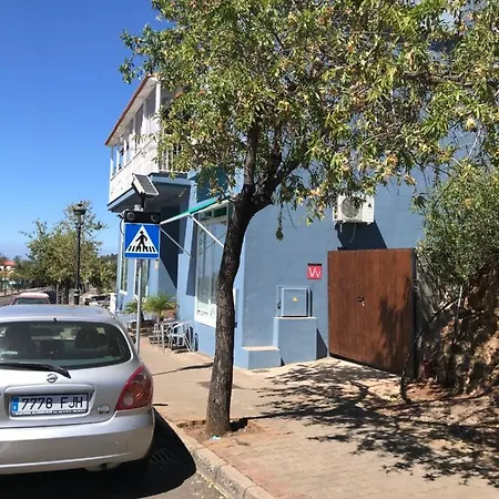 El Almendro *